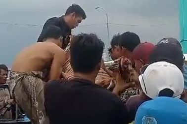 Warga Lumajang Tewas Tenggelam di Pantai Pulau Mandangin Sampang 