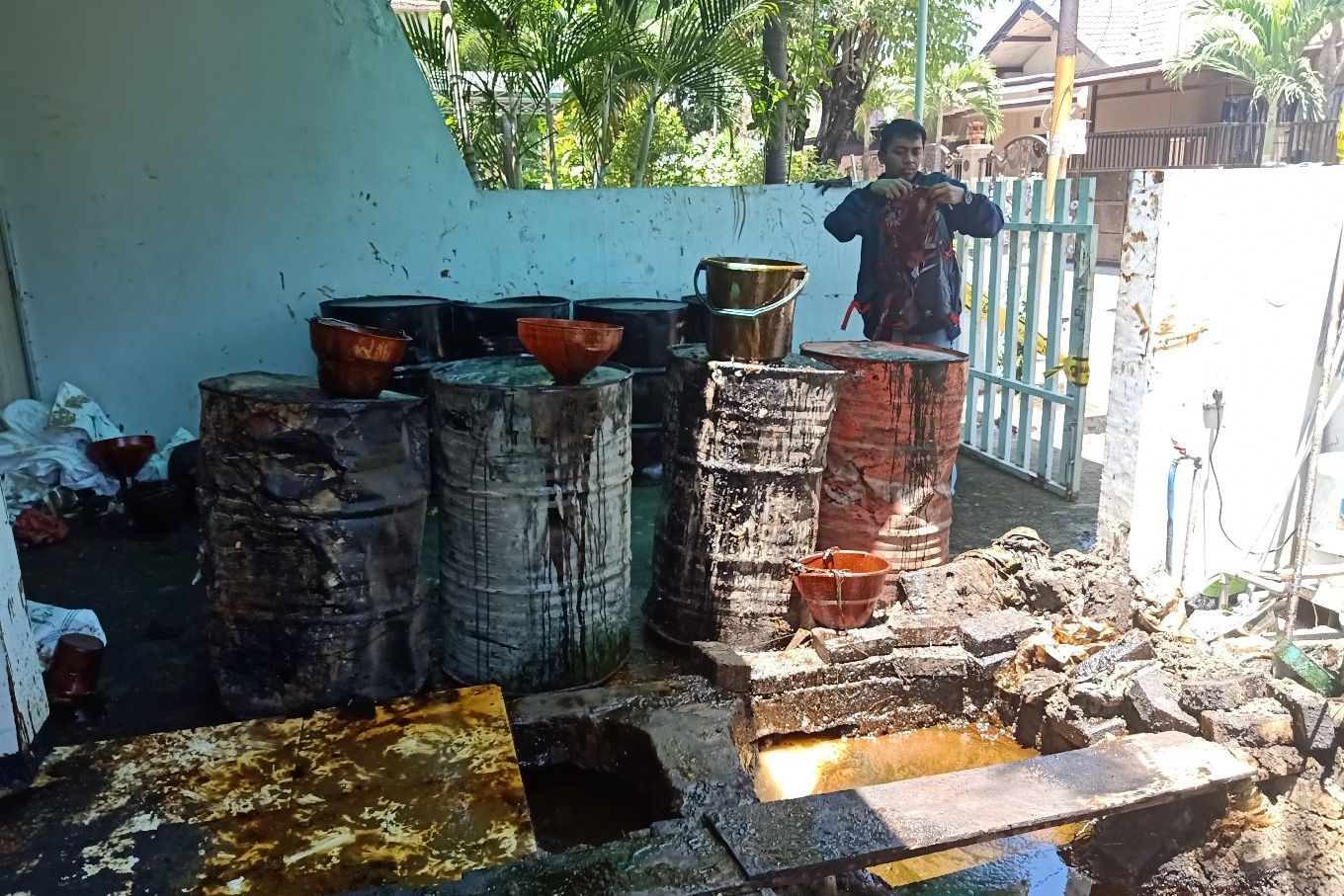 Pembagunan Separator di Semburan Minyak Butuh Pernyataan Darurat dari Wali Kota Surabaya