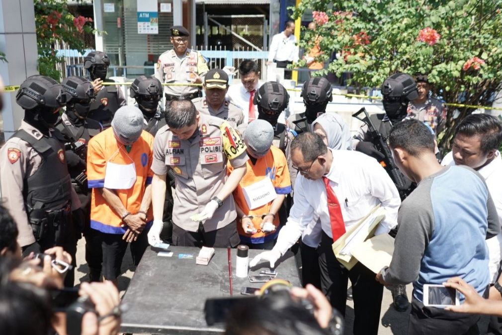 Dua Pembobol ATM di Probolinggo Diringkus Polisi