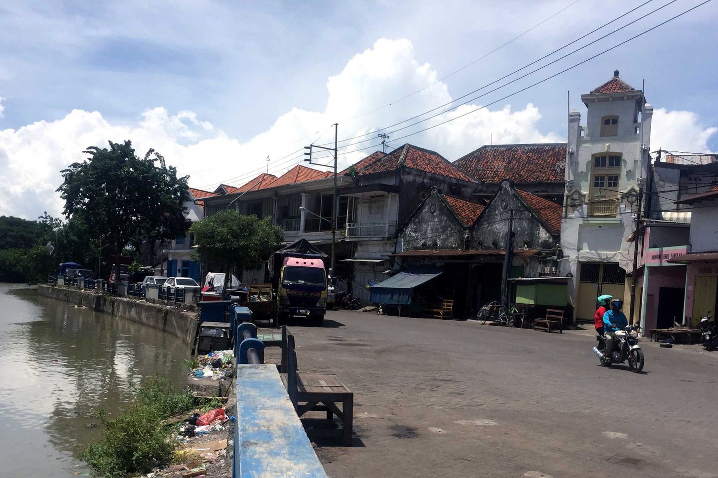Pabean, Jejak Pelabuhan Kalimas yang Tak Lekang oleh Waktu 