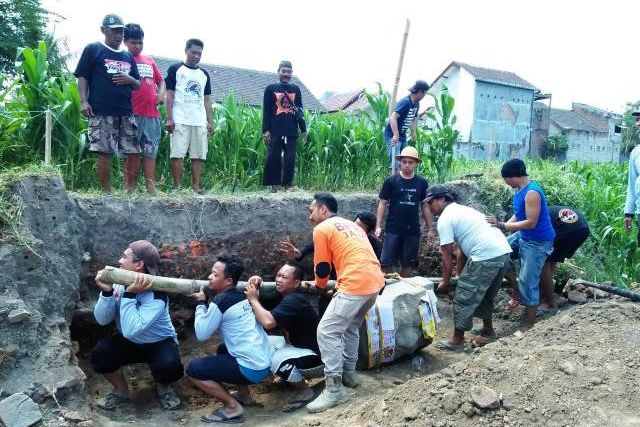 Arca Kala Dievakuasi ke Pusat Kawasan Candi Gedog Blitar