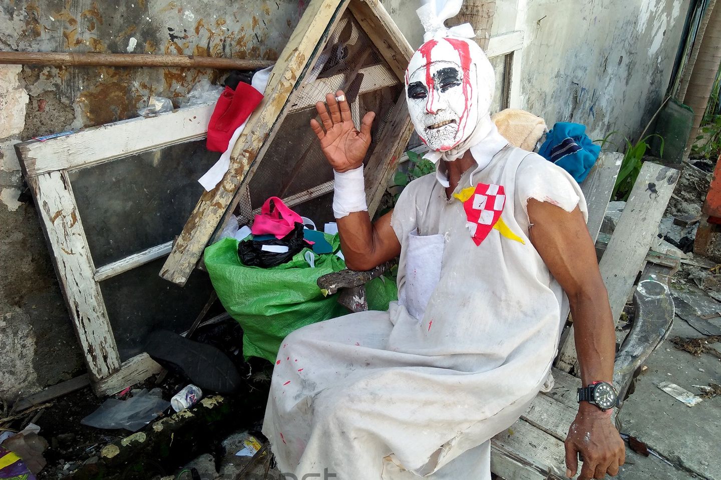 Teror Penampakan Pocong Gegerkan Warga Probolinggo