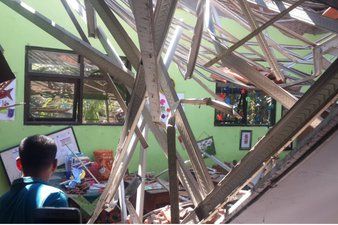 Pemprov Jatim Minta Sekolah Laporkan Kondisi Gedung