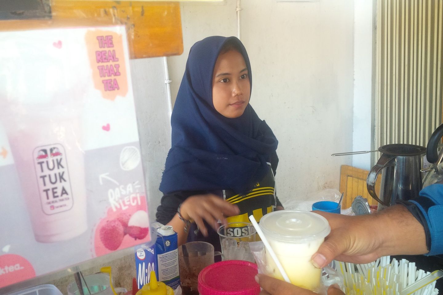 Anehnya <em>Tuk Tuk Tea</em>, Usaha Es Teh yang Ingin Jadi <em>Start Up</em>