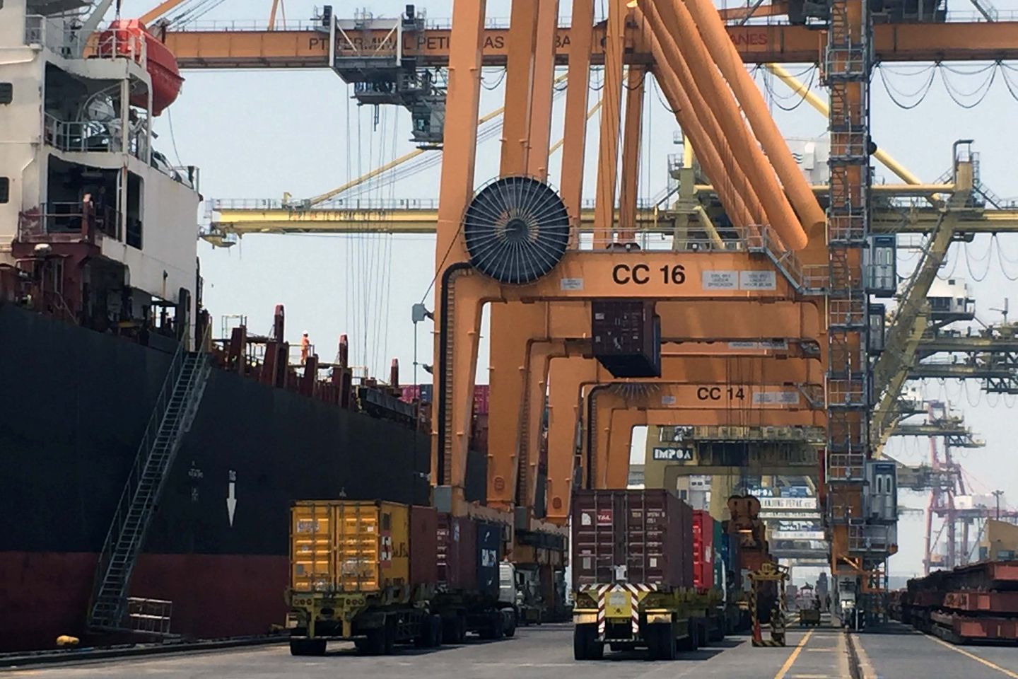MV Holsatia Buka Peluang Kapal Lainnya Bersandar di TPS