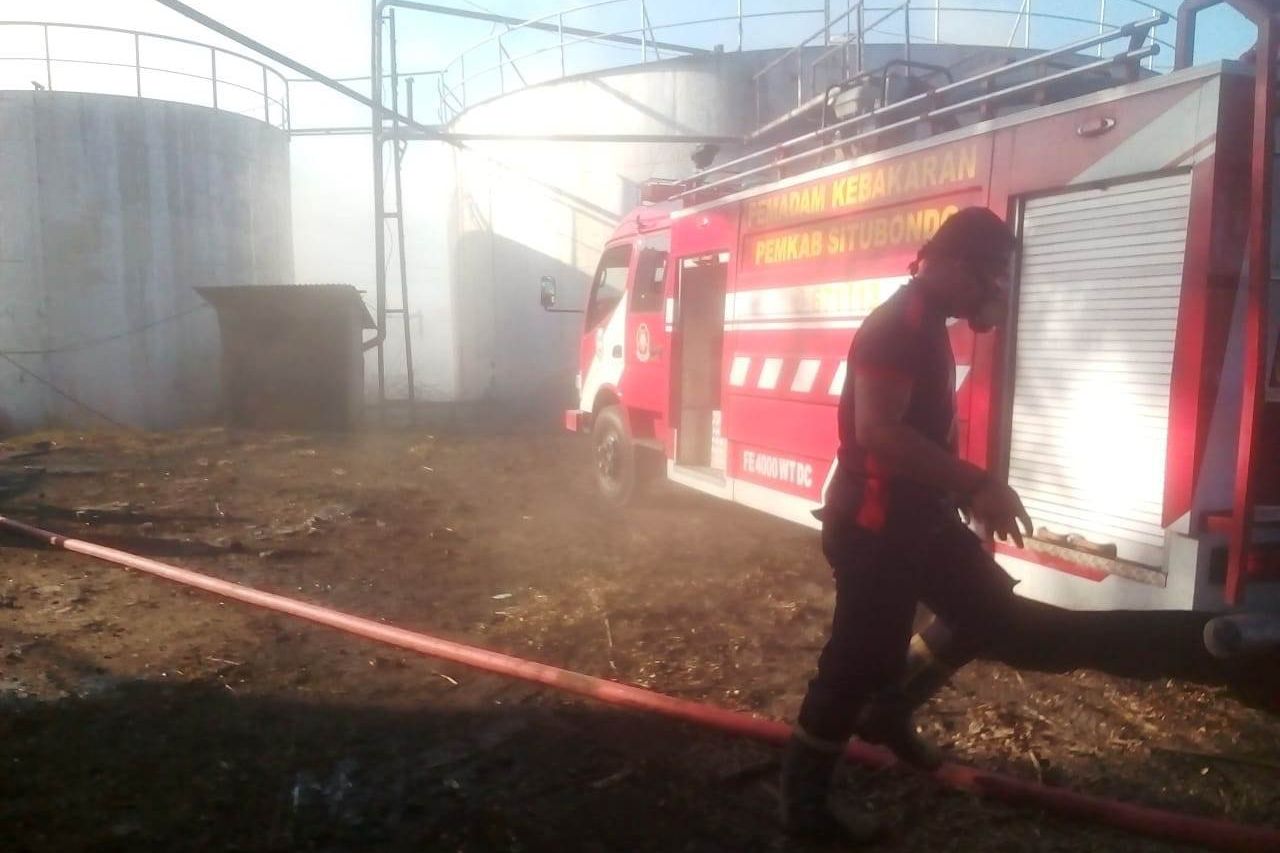 Menggoreng Tahu, Café di Objek Wisata Pasir Putih Situbondo Ludes Terbakar