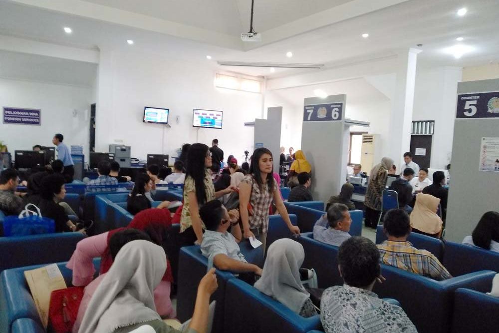 Enam Bulan Terakhir, Imigrasi Klas 1 Khusus Surabaya Keluarkan 58.471 Buku Paspor Baru