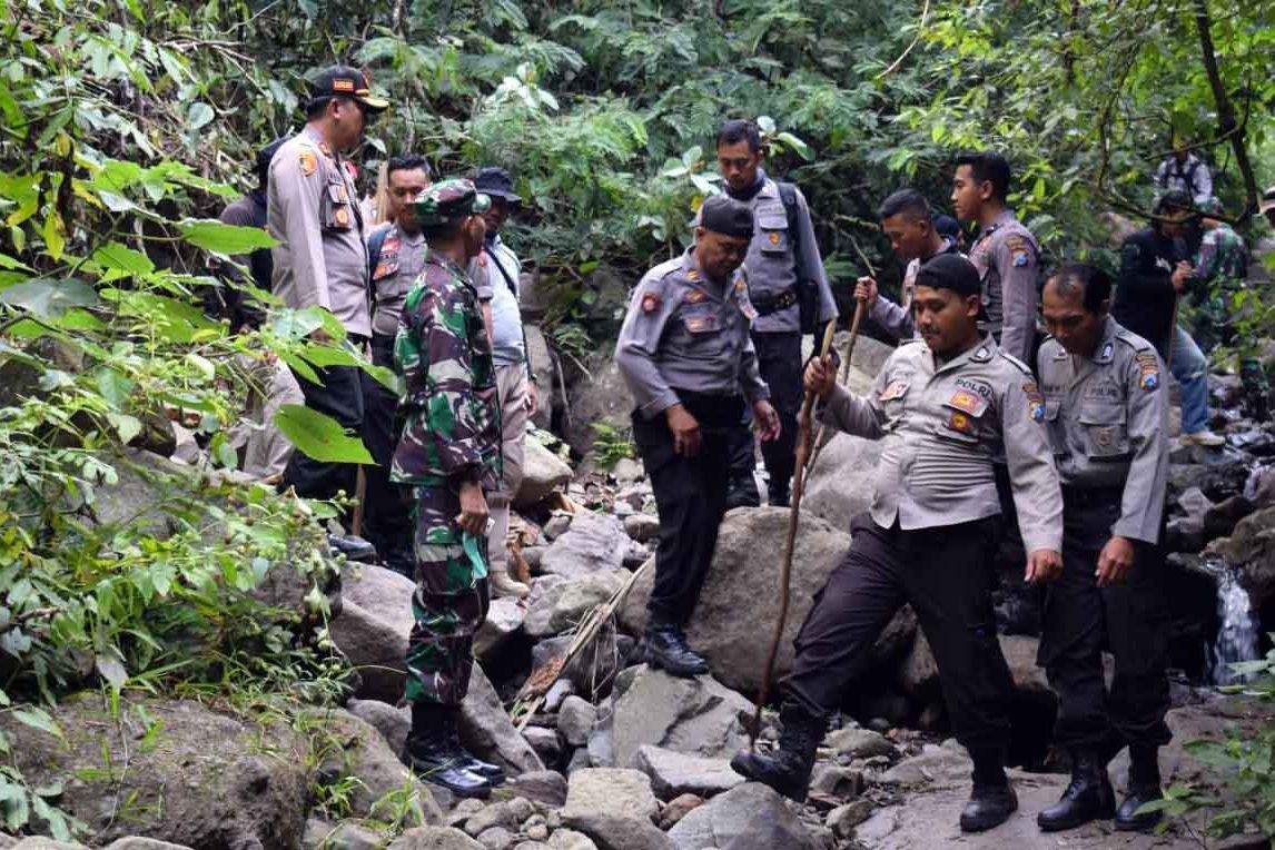 Jenazah Diduga Thorik Ditemukan di Jurang Bukit Piramid Bondowoso