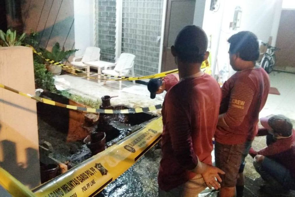 Semburan Lumpur Berbau Gas Kagetkan Warga Kutisari Utara