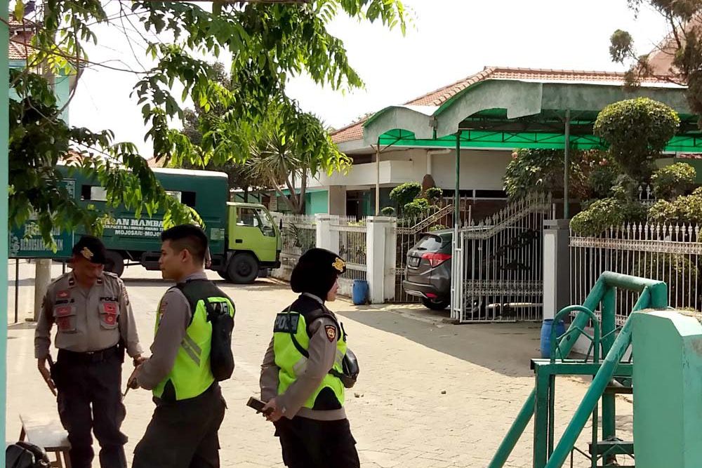 Rekonstruksi Penganiayaan Santri Ponpes Mamba'ul Ulum Tertutup