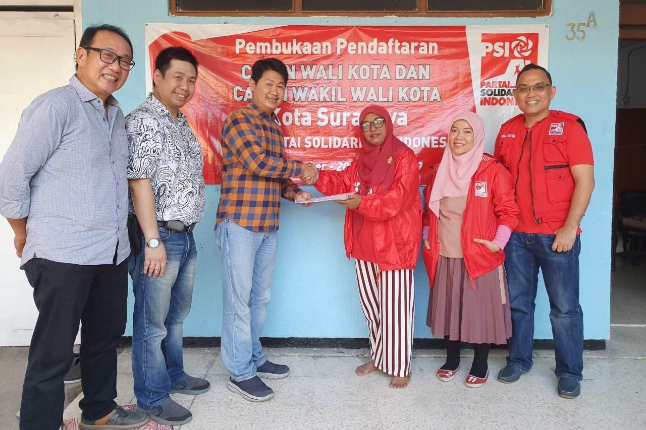 Awey Resmi Daftar Bacawali Surabaya Lewat PSI