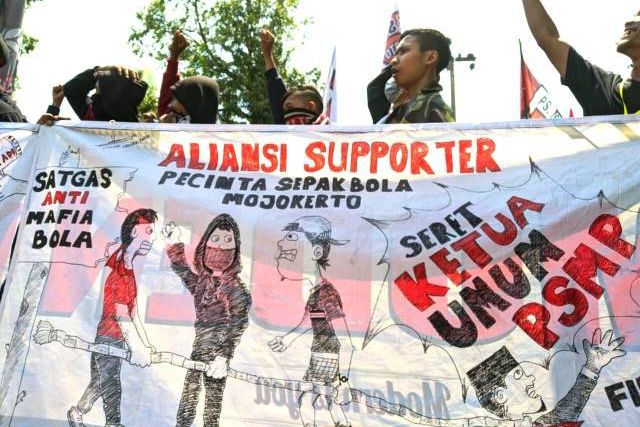 MP Mania Gelar Aksi Tuntut Ketua PSMP Mundur