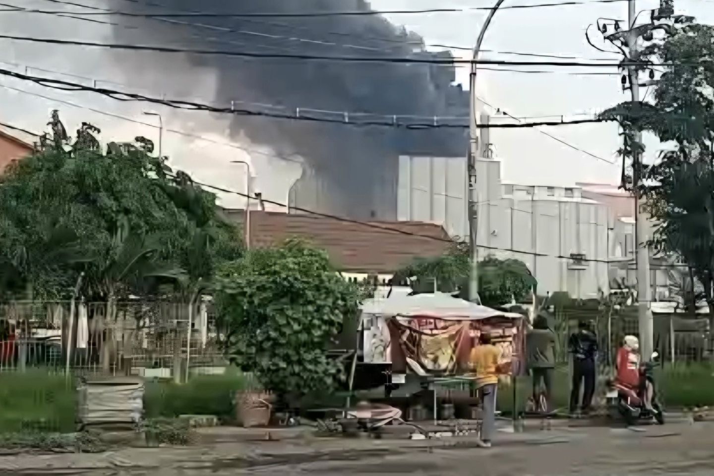 Kebakaran Pabrik NPK Petrokimia Gresik Berhasil Dipadamkan, Tak Ganggu Produksi