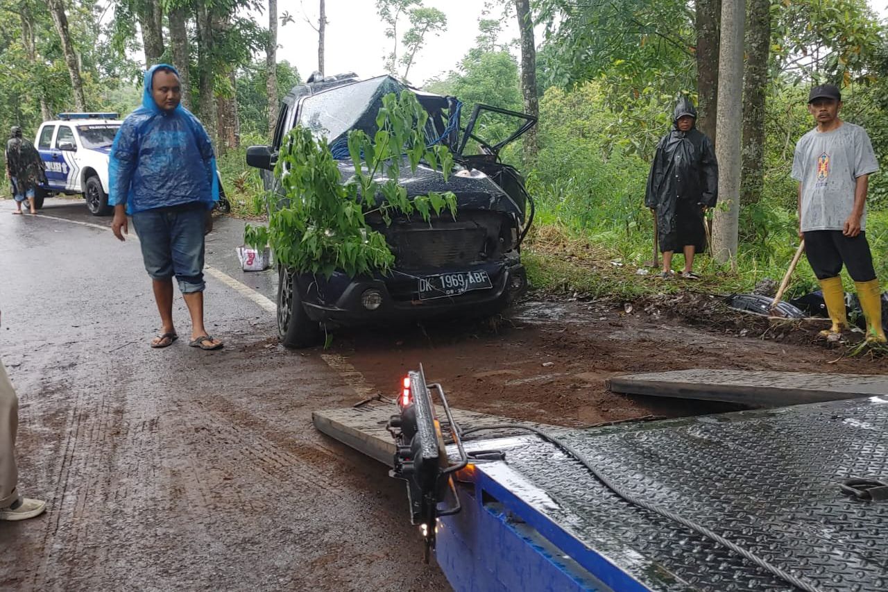 Rem Blong, Dua Orang Tewas dalam Kecelakaan di Jalur Ijen Banyuwangi