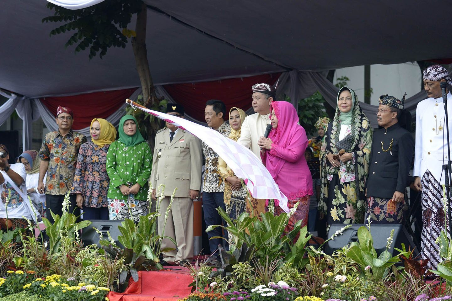 78 Peserta Meriahkan Parade Bunga Vaganza 2019