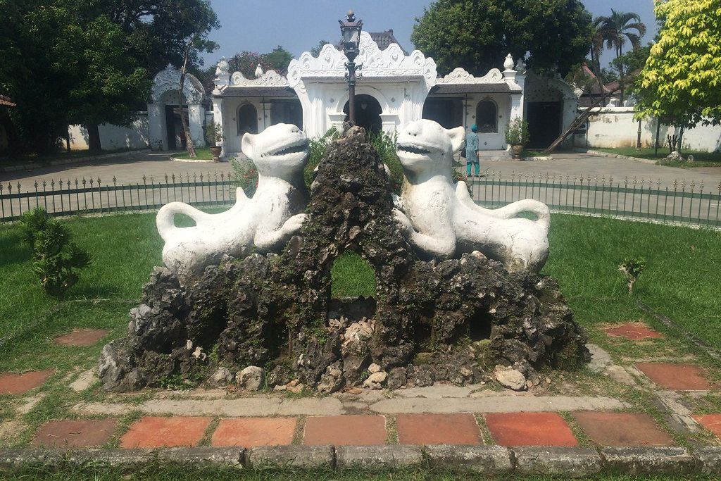 Seratusan Raja dan Sultan di Indonesia Bahas Pemajuan Budaya