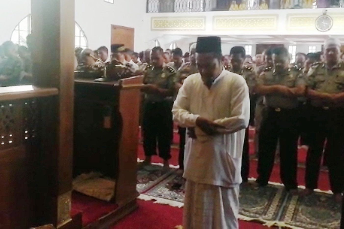 Sosok Mbah Moen Menjadi Panutan Anggota Polisi di Jatim