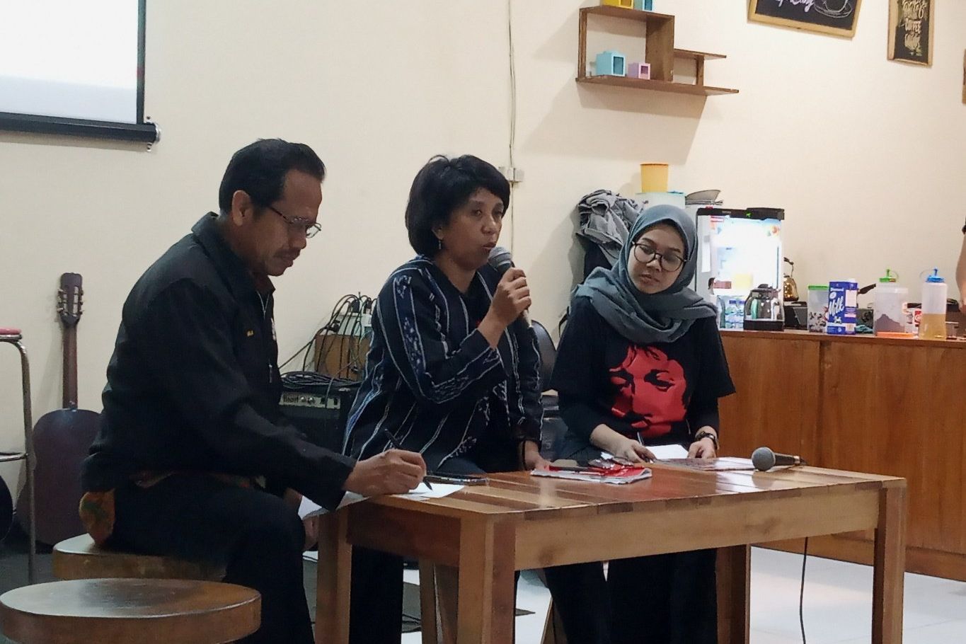 12 Tahun Jalani Aksi Kamisan, Sejauh Mana Kekuatan Suciwati Berjuang?