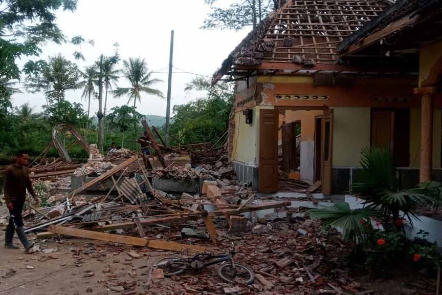 Bocah Korban Ledakan Petasan Gas di Blitar Meninggal