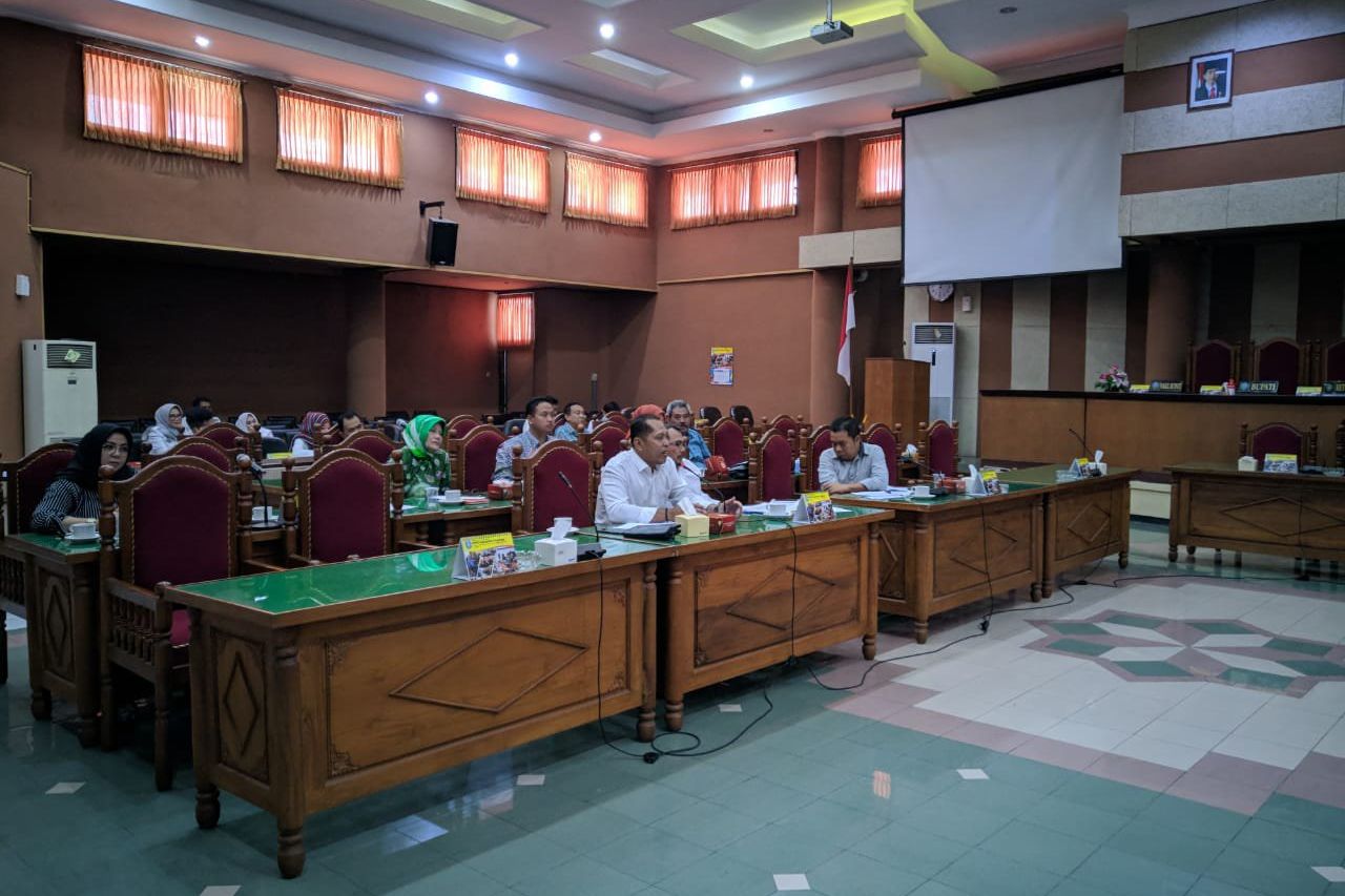 Keluarkan 52 Suketdom Tak Sesuai KK untuk PPDB, 13 Lurah Dipanggil Dewan