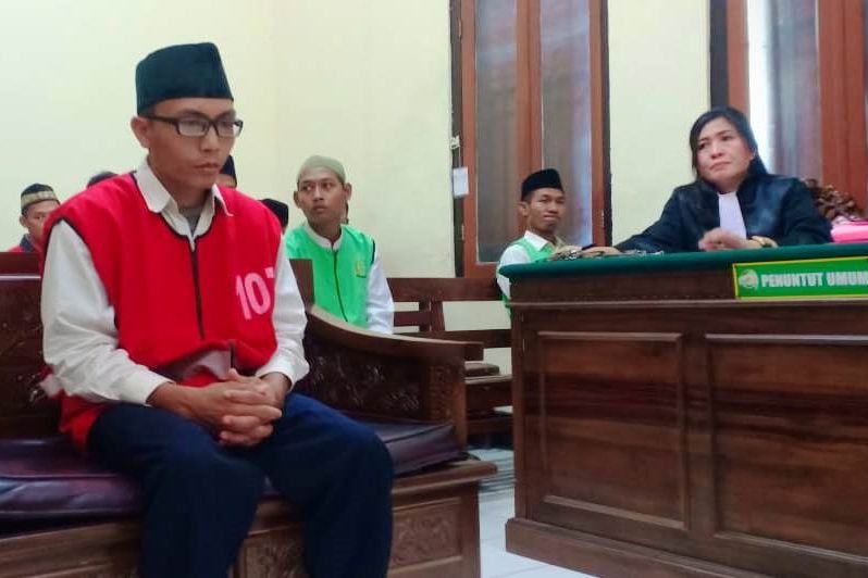 Divonis Kebiri Kimia, Guru Pramuka Pelaku Asusila Tak Ajukan Banding