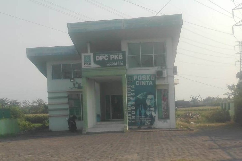Kantor PKB Mojokerto Dibobol Maling 
