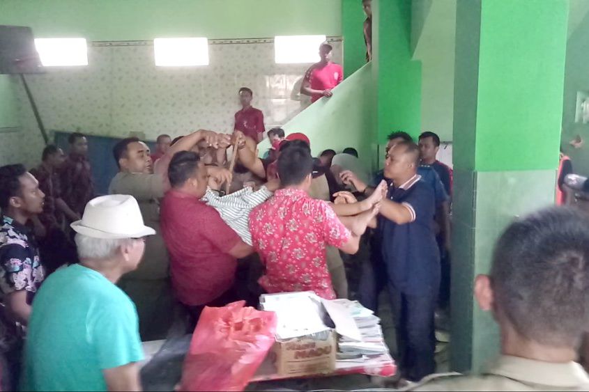 Siswi SD di Kota Blitar Tercebur Sumur Saat Main Petak Umpet