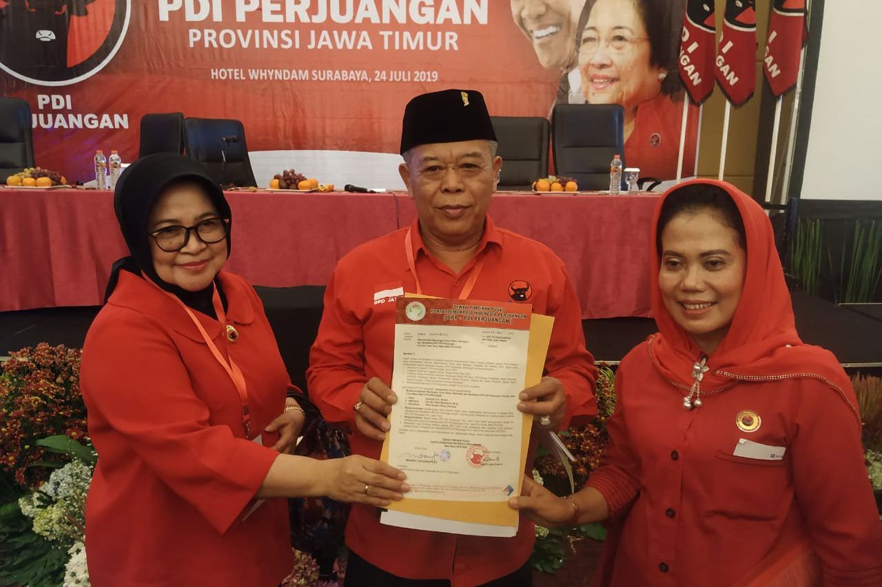 Kusnadi Pimpin PDIP Jatim, Whisnu Jabat Wakil Ketua