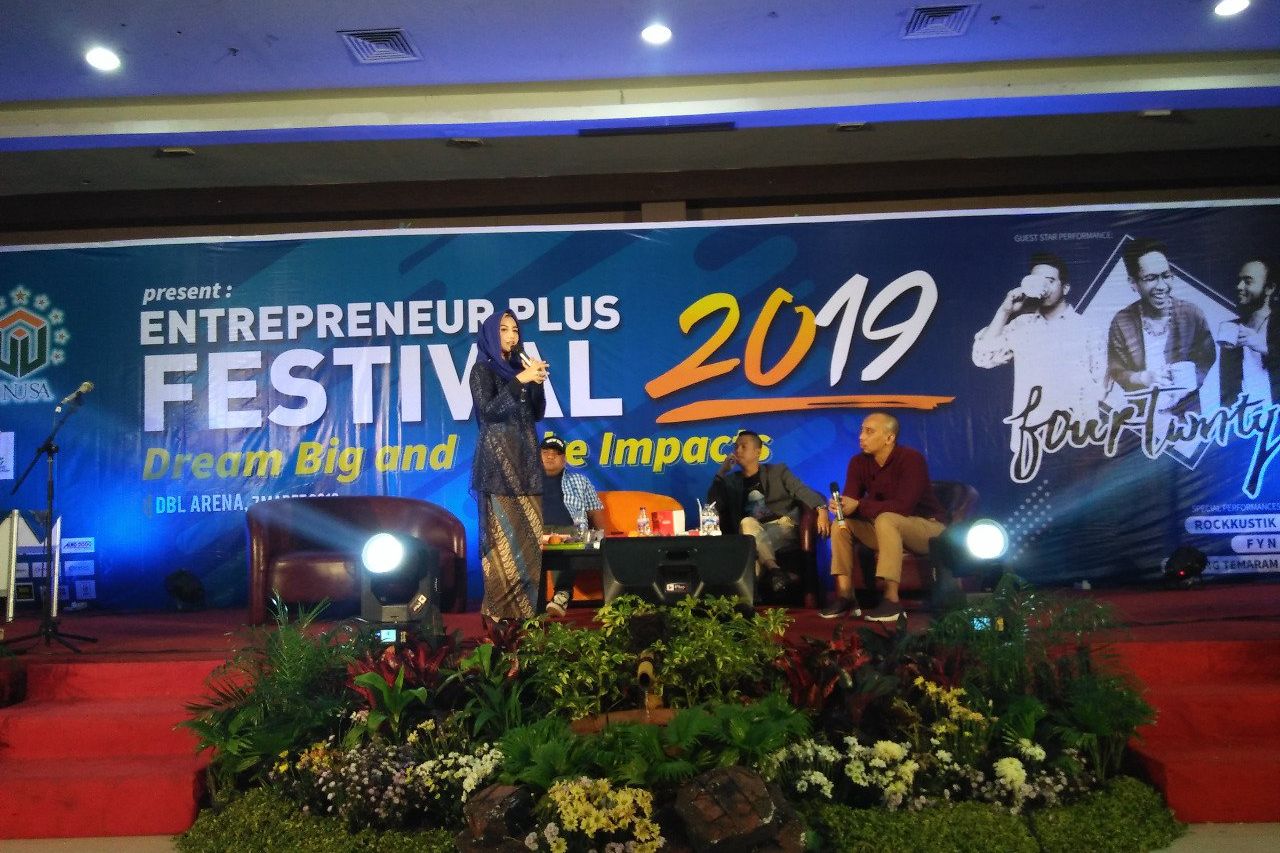 Ratusan Mahasiswa Unusa Ikuti Bursa Entrepreneur