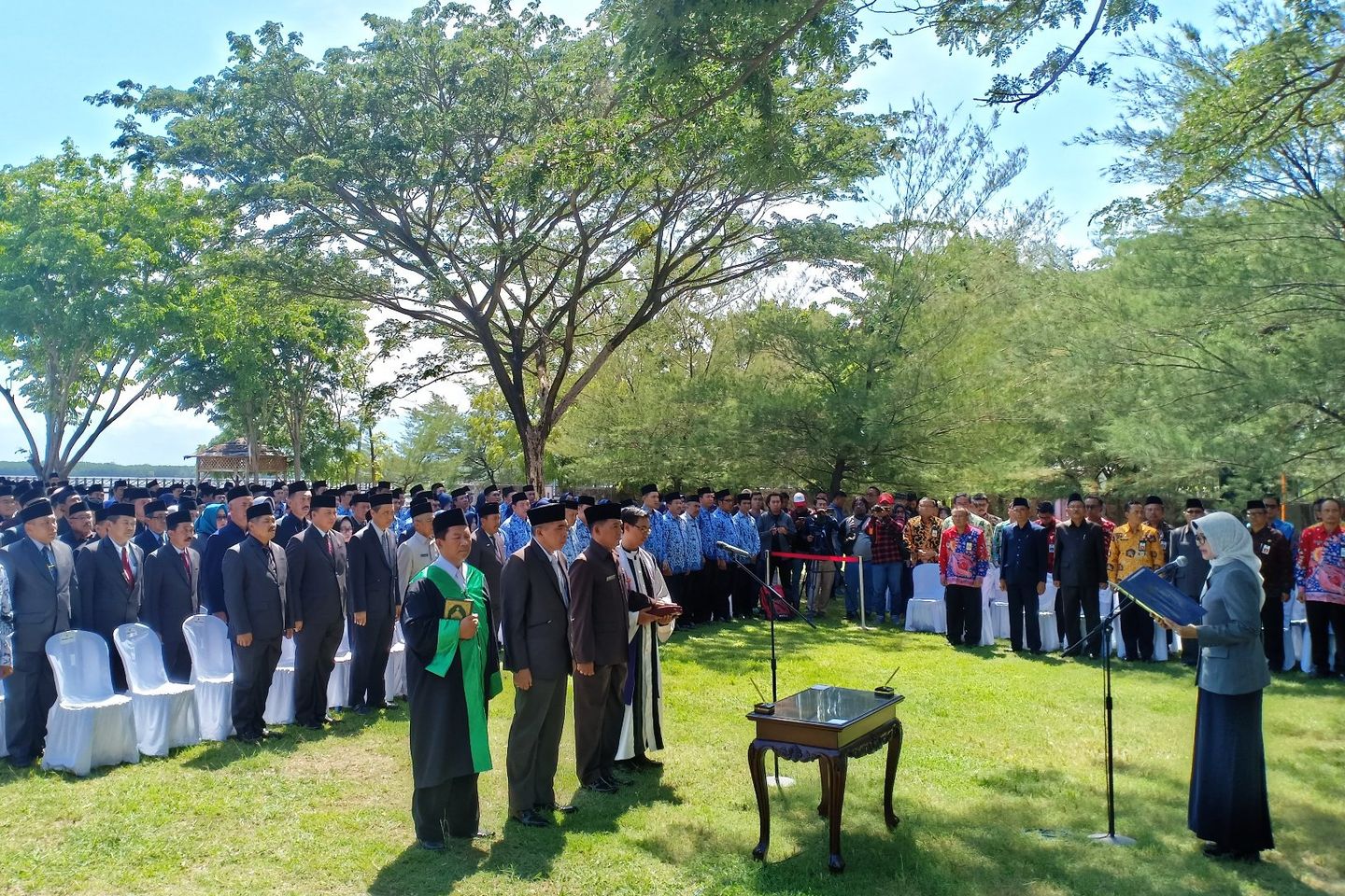 Probolinggo Gelar Mutasi Pejabat di Pantai untuk Promosi Wisata