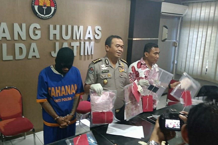 Kuli Bangunan Asal Magetan Jual Istrinya Lewat Facebook