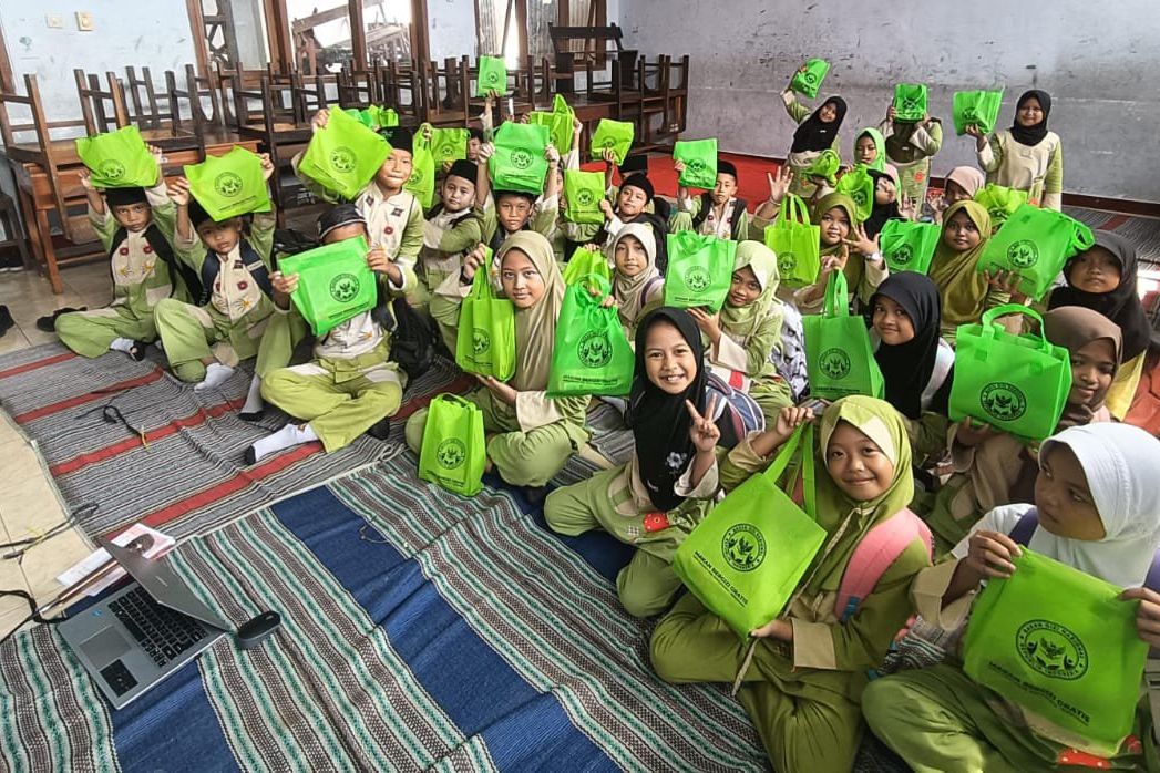MBG di Banyuwangi Tetap Berjalan, Diganti Makanan Kering untuk Buka Puasa