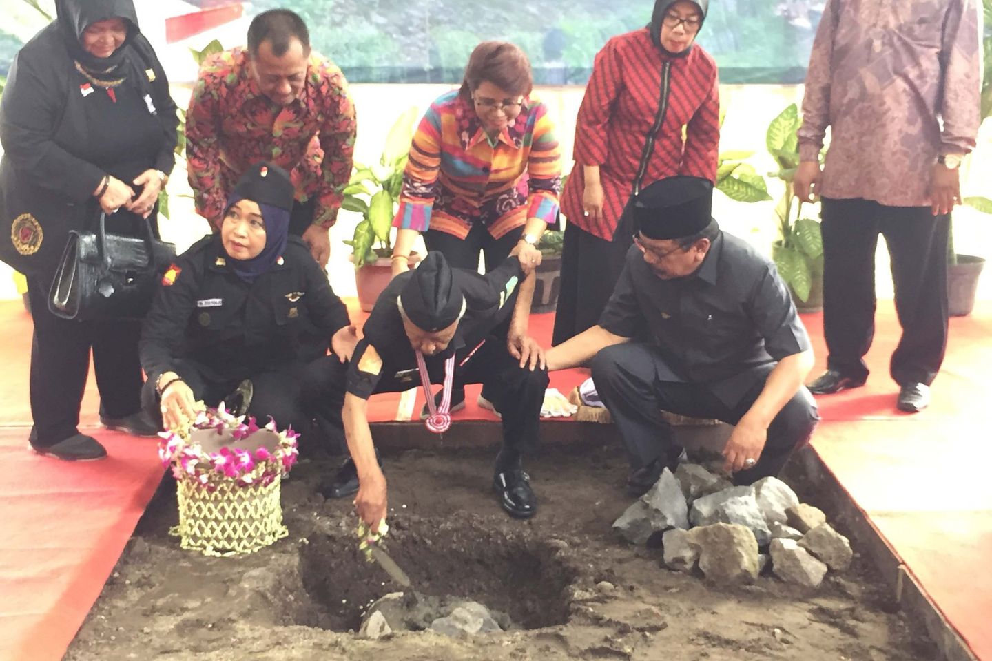 Sebagian Ruas Jalan Gunungsari dan Dinoyo Resmi Diganti