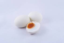 Telur Asin Kaya Nutrisi Baik untuk Kesehatan
