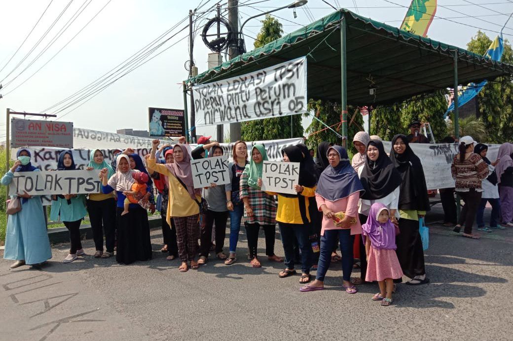 Khawatir Dampaknya, Warga Perum Nirwana Asri Sidoarjo Tolak Pembangunan TPST
