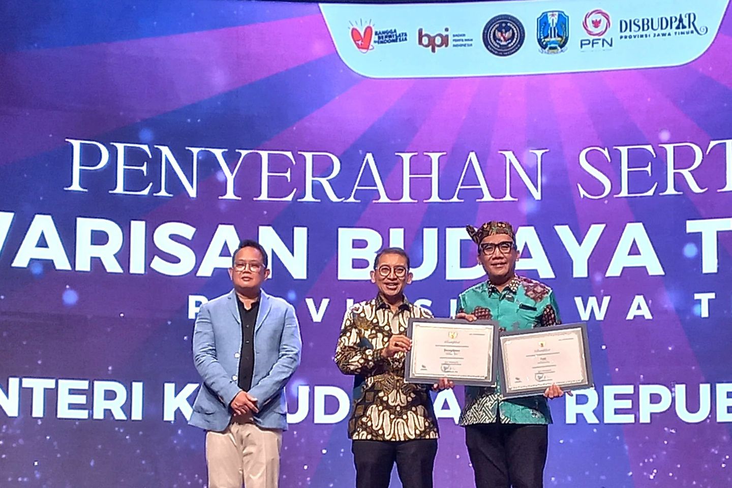 Kementerian Kebudayaan Tetapkan Pudak dan Dhurung Bawean Warisan Budaya Tak Benda Khas Gresik