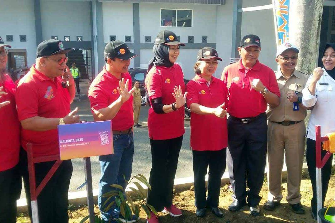 Agar Siswa Peduli Alam, Dewanti Luncurkan Kegiatan Cinta Sekolah