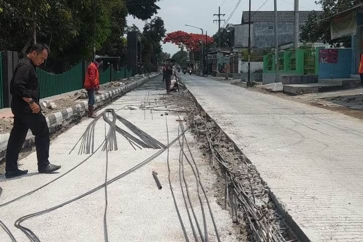 Lakukan Sidak, DPRD Blitar Sebut Lima Proyek Pembangunan Berjalan Lamban