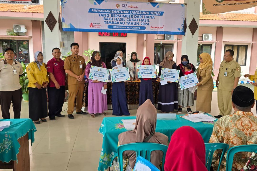 Pemkab Mojokerto Kucurkan BLT DBHCHT untuk 815 Warga