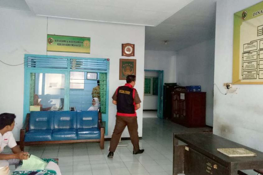 Ketiga Kalinya Kepala Disperta Kabupaten Mojokerto Diperiksa Pidsus Kejari  