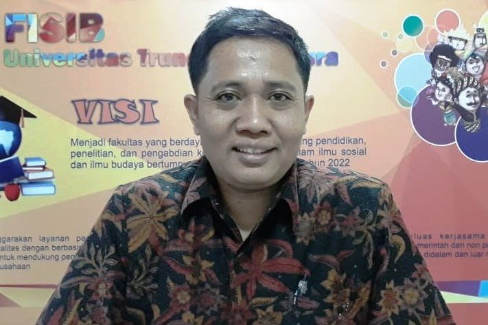 SSC Sebut Whisnu Berpeluang Jegal Jago Risma