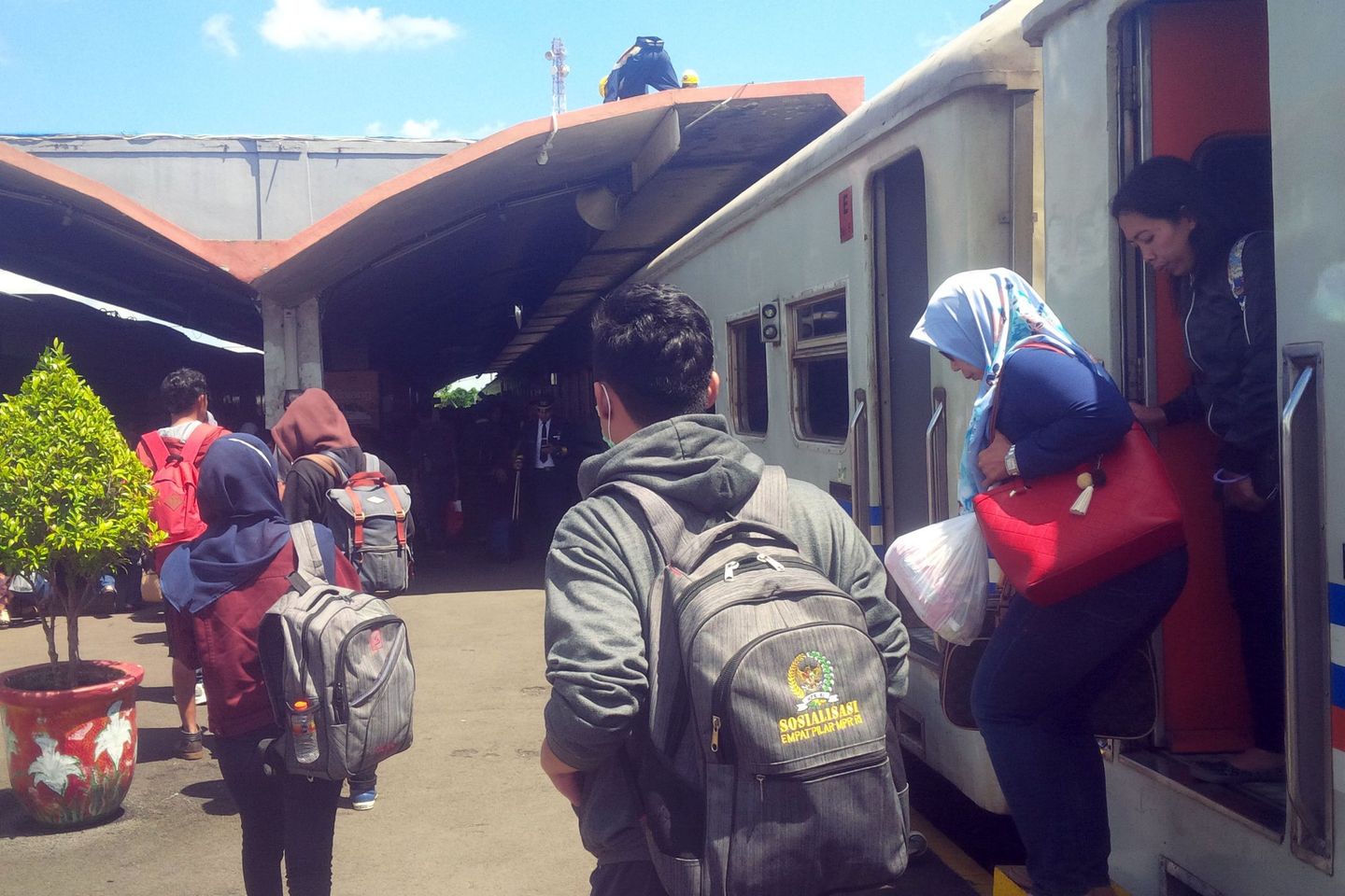 Besok, Naik Kereta Pandanwangi Jember-Banyuwangi Gratis