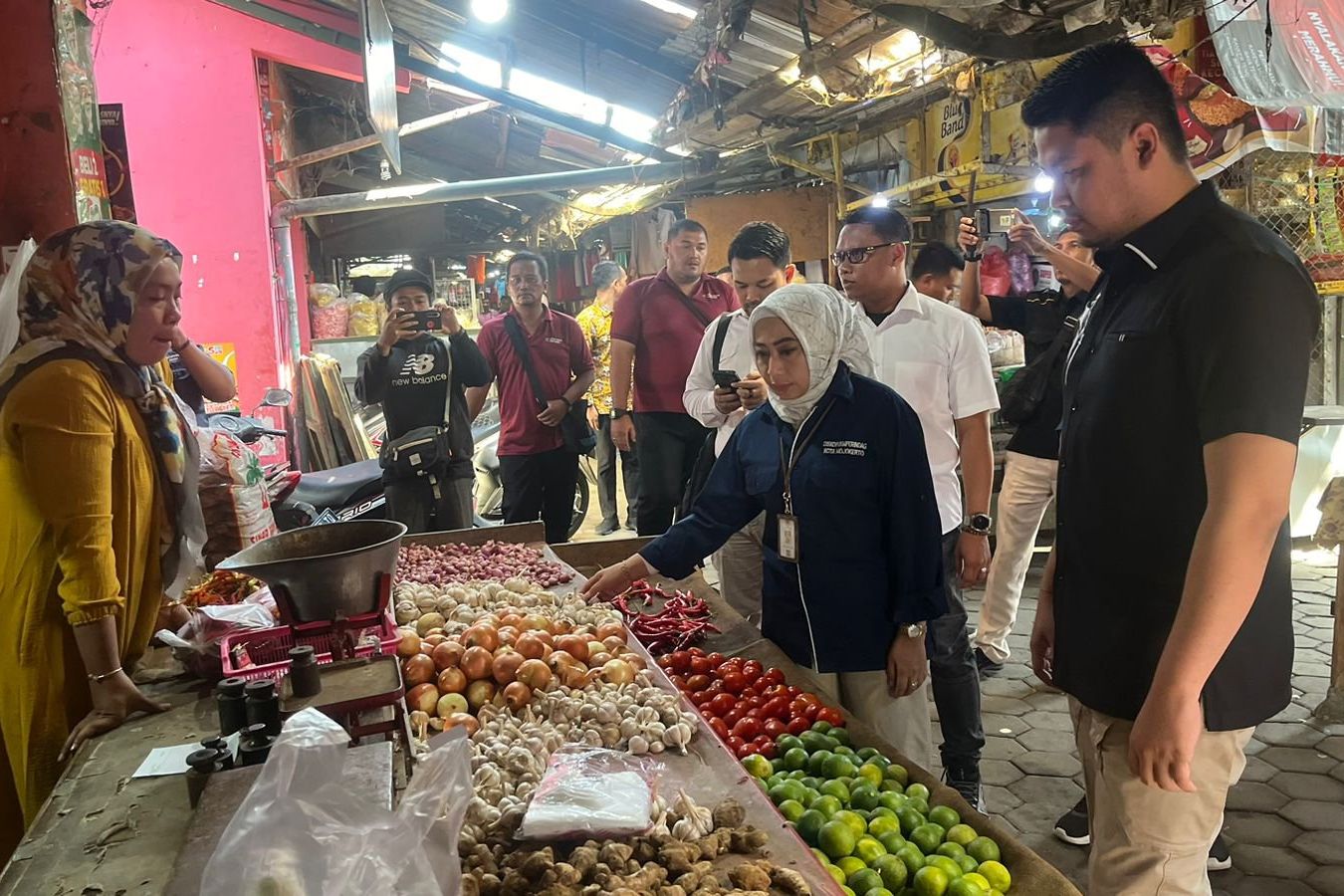 Polres Mojokerto Kota dan Diskopukmperindag Gelar Sidak Harga Bapokting Menjelang Ramadan