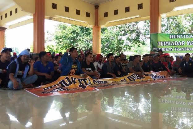 Warga Desa Cendoro kecewa Perangkat Desa Tak Mau Tanya Jawab