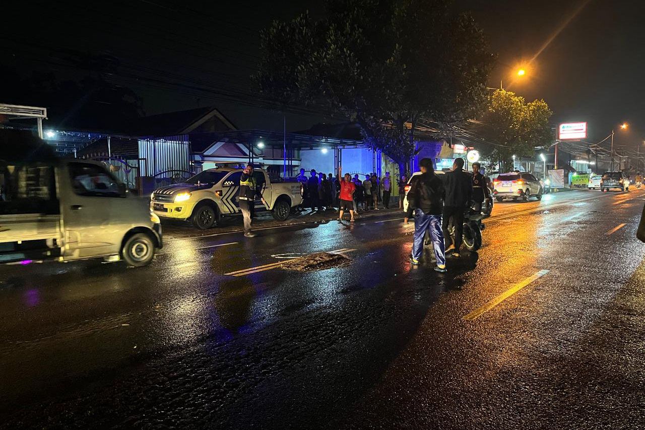 Laka Lantas di Dlanggu dan Pacing Mojokerto, Pemotor dan Pejalan Kaki Tewas