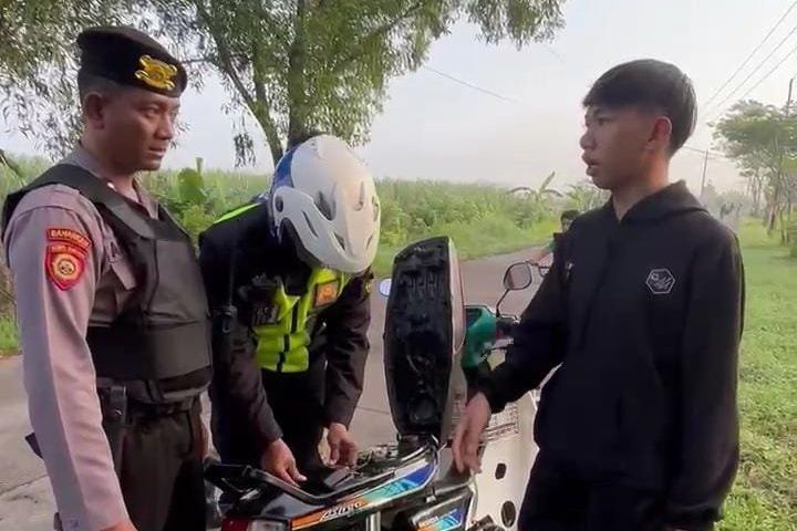 Razia Cipkon Ramadan, Polres Mojokerto Kota Sita 68 Gram Bubuk Petasan dari Dua Remaja