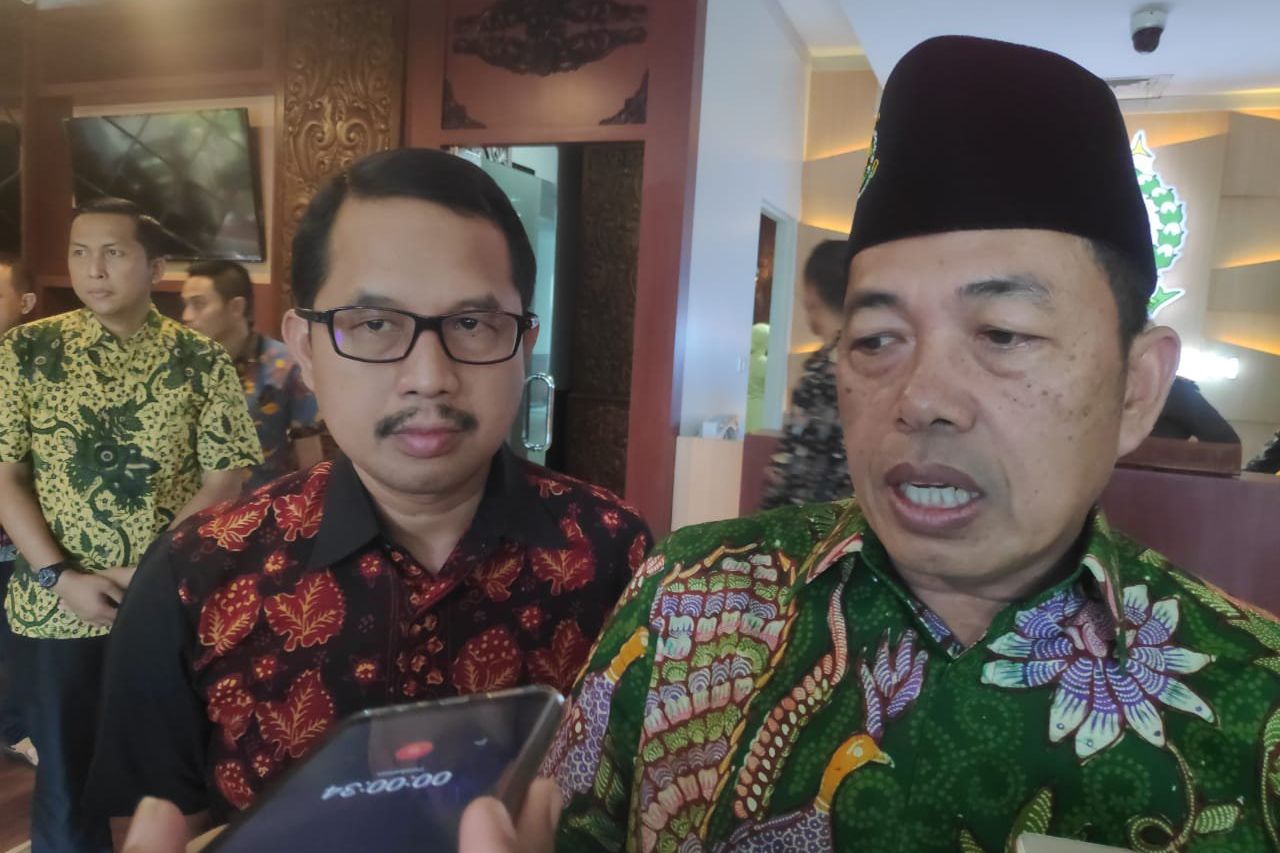 Dugaan Korupsi YKP, Kajati Periksa Ketua DPRD Surabaya