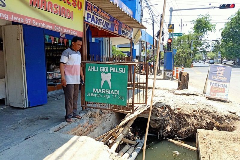 Galian Pemkot di Bratang Jaya Mangkrak, Pedagang Setempat Mengaku Merugi