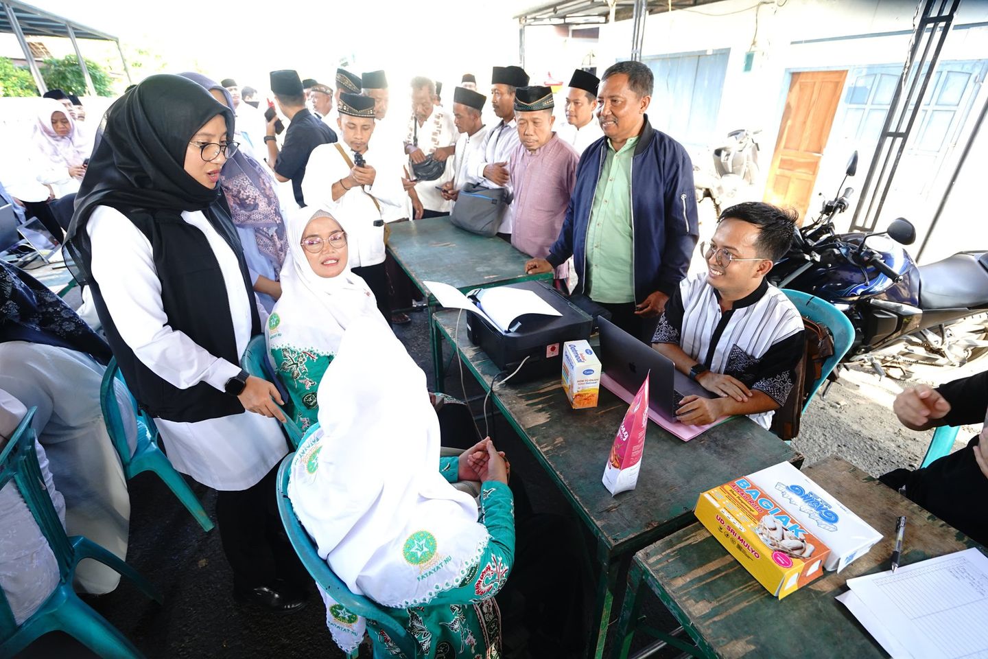Ramadan, Pemkab Banyuwangi Jemput Bola Buka Layanan Publik di Ujung Selatan Banyuwangi