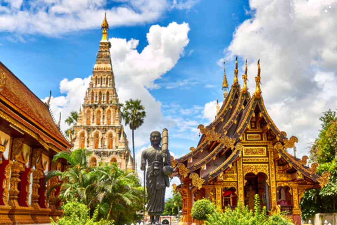 Disebut Tak Setia, Gelar Permaisuri Thailand Dicopot Raja Vajiralongkorn